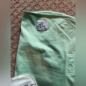 2 Ollie Swaddles